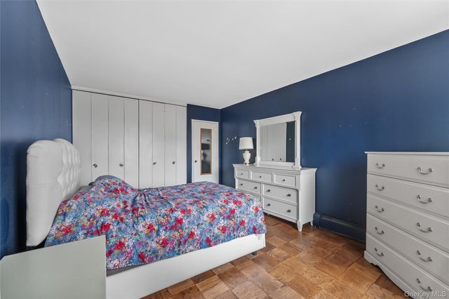 100 E Hartsdale Avenue 6LW, Hartsdale, NY 10530