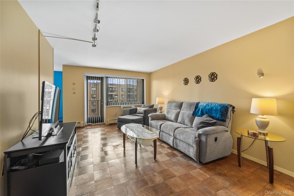 100 E Hartsdale Avenue 6LW, Hartsdale, NY 10530 — photo 4