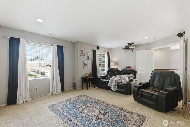 6424 43rd Street E, Fife, WA 98424