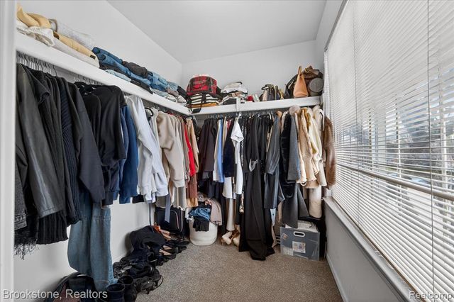 37744 Charter Oaks Boulevard 397, Clinton Township, MI 48036