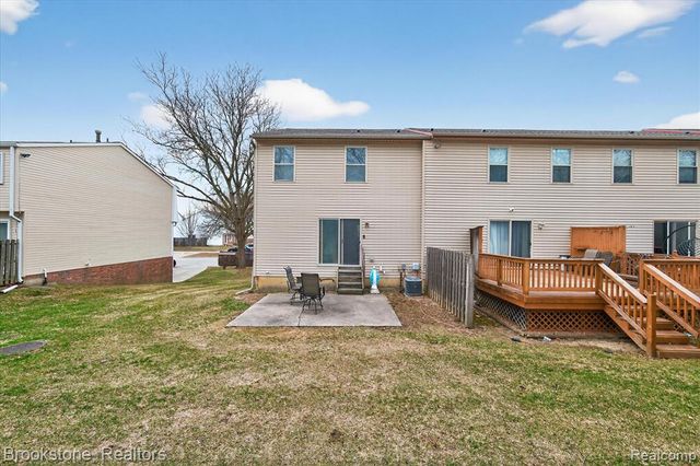 37744 Charter Oaks Boulevard 397, Clinton Township, MI 48036