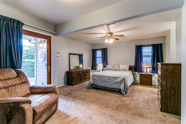 2412 Crestview Circle, Irving, TX 75062