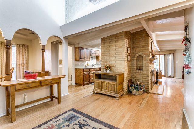 2412 Crestview Circle, Irving, TX 75062