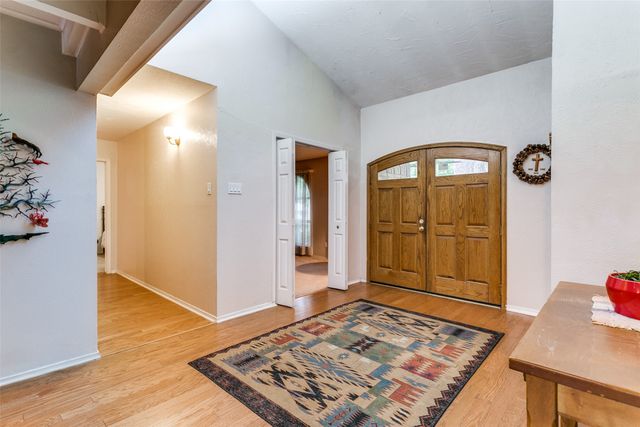 2412 Crestview Circle, Irving, TX 75062
