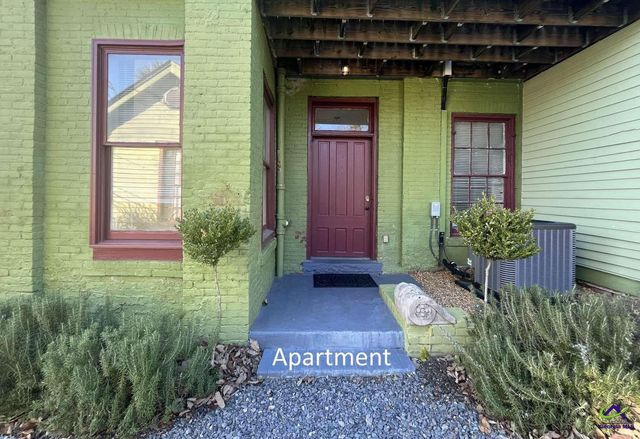 676 College Street, Macon, GA 31201