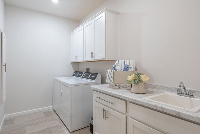 3102 Christenson LANE, Onalaska, WI 54650