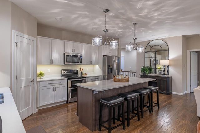 3102 Christenson LANE, Onalaska, WI 54650