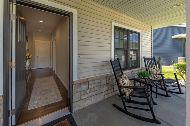 3102 Christenson LANE, Onalaska, WI 54650
