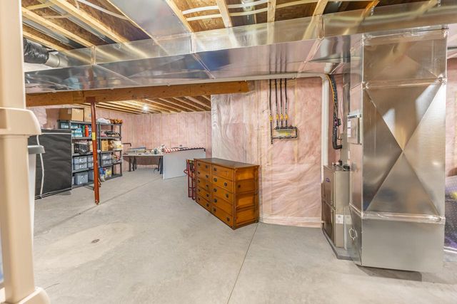 3102 Christenson LANE, Onalaska, WI 54650