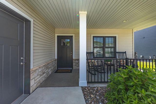 3102 Christenson LANE, Onalaska, WI 54650