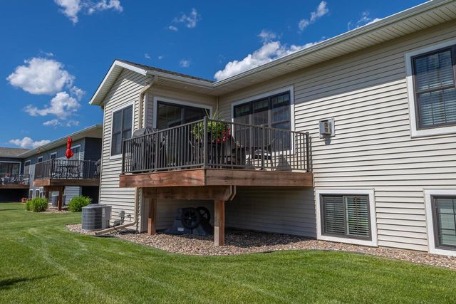 3102 Christenson LANE, Onalaska, WI 54650