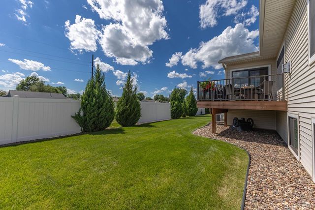 3102 Christenson LANE, Onalaska, WI 54650