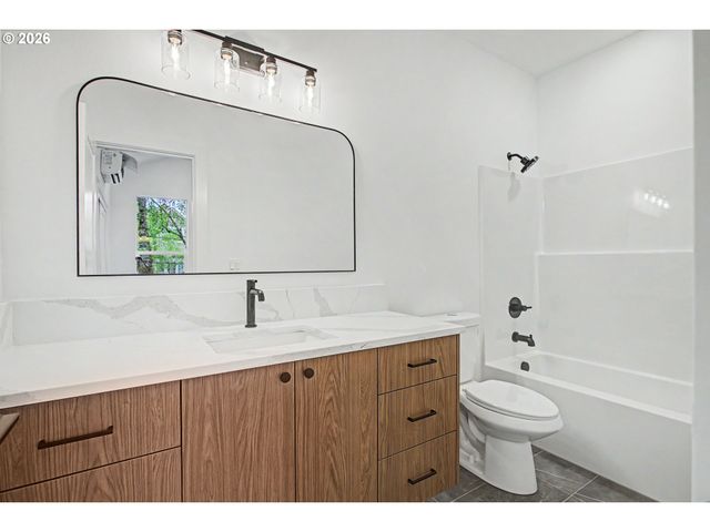 2918 Se FRANCIS St, Portland, OR 97202
