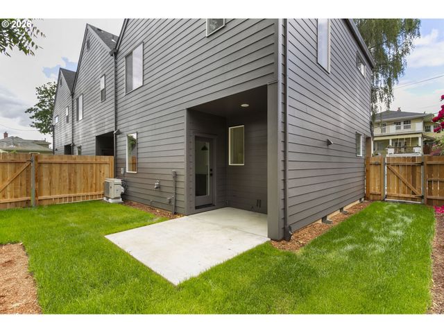 2918 Se FRANCIS St, Portland, OR 97202