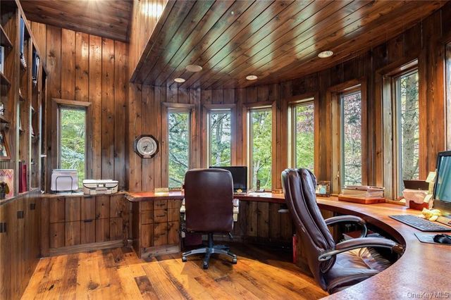 217 Trinity Pass, Pound Ridge, NY 10576