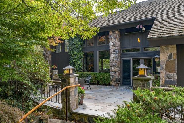 217 Trinity Pass, Pound Ridge, NY 10576