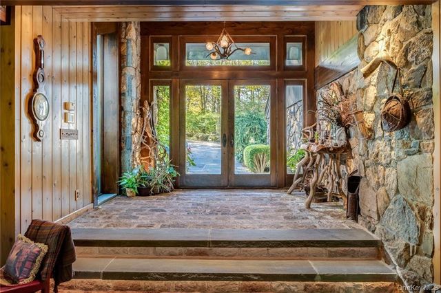 217 Trinity Pass, Pound Ridge, NY 10576