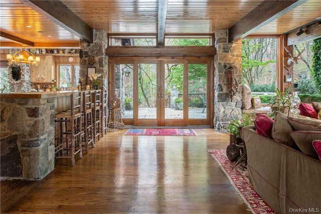 217 Trinity Pass, Pound Ridge, NY 10576