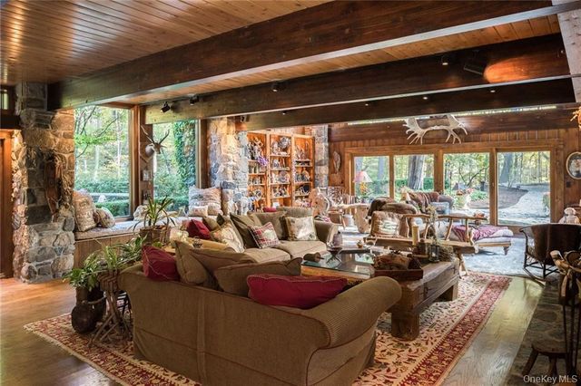 217 Trinity Pass, Pound Ridge, NY 10576