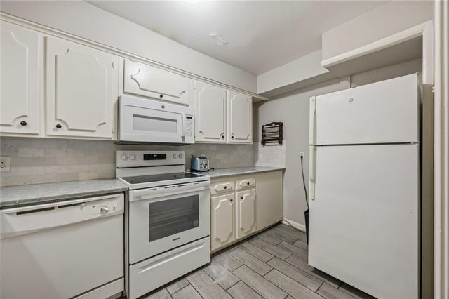 5223 Arboles Drive, Houston, TX 77035