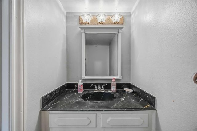 5223 Arboles Drive, Houston, TX 77035