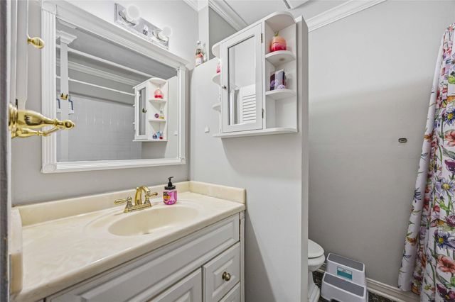 5223 Arboles Drive, Houston, TX 77035