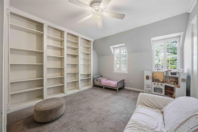 5223 Arboles Drive, Houston, TX 77035