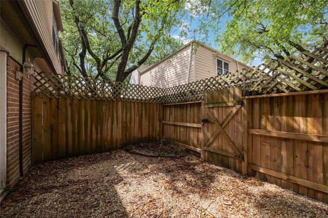 5223 Arboles Drive, Houston, TX 77035