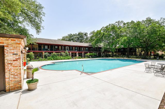 5223 Arboles Drive, Houston, TX 77035