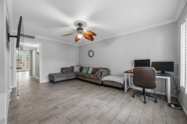 5223 Arboles Drive, Houston, TX 77035