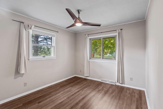 W174N9287 Joper ROAD, Menomonee Falls, WI 53051