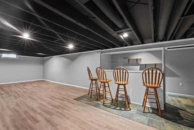 W174N9287 Joper ROAD, Menomonee Falls, WI 53051