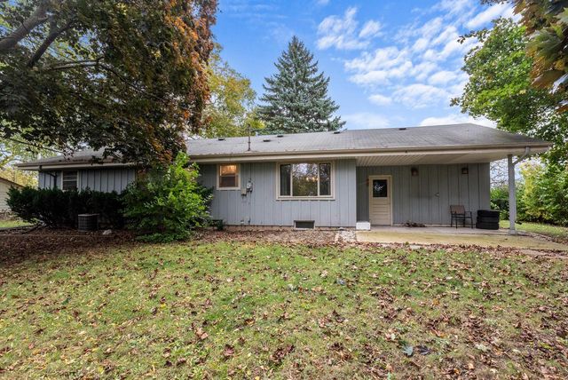 W174N9287 Joper ROAD, Menomonee Falls, WI 53051