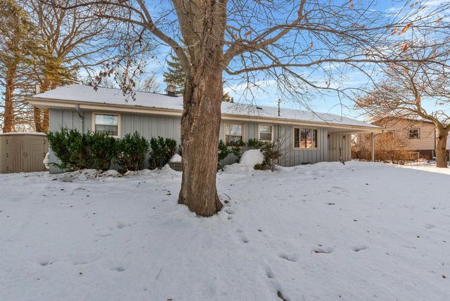 W174N9287 Joper ROAD, Menomonee Falls, WI 53051