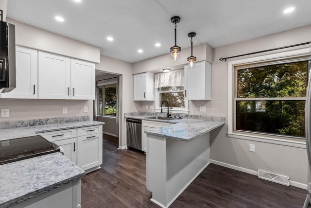 W174N9287 Joper ROAD, Menomonee Falls, WI 53051