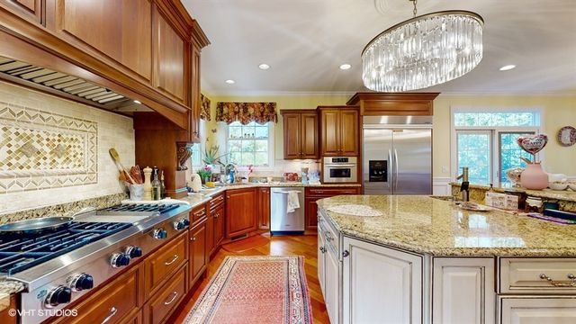 7230 Bonnie Drive, Lakewood, IL 60014