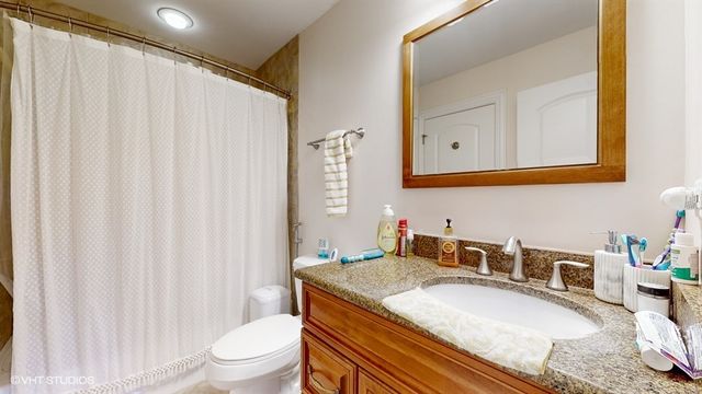 7230 Bonnie Drive, Lakewood, IL 60014