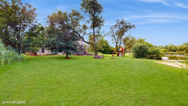 7230 Bonnie Drive, Lakewood, IL 60014