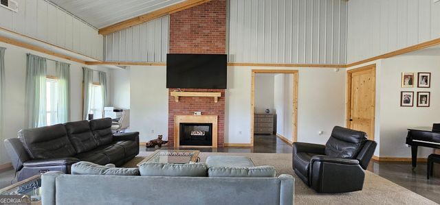 13637 HWY 23, Glennville, GA 30427