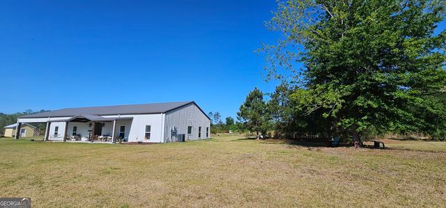 13637 HWY 23, Glennville, GA 30427