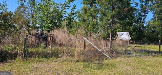 13637 HWY 23, Glennville, GA 30427