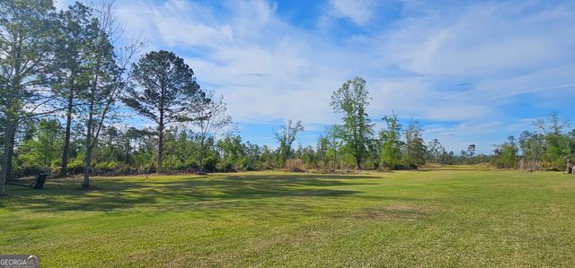 13637 HWY 23, Glennville, GA 30427