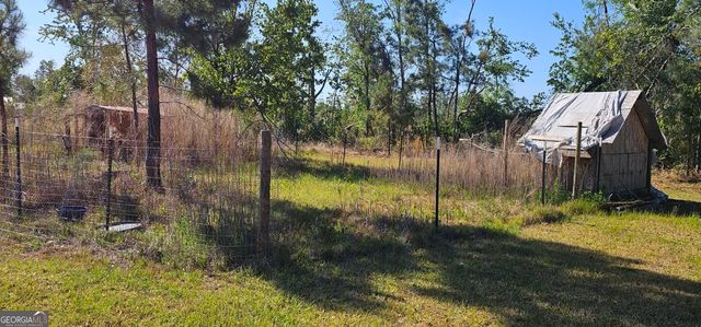 13637 HWY 23, Glennville, GA 30427