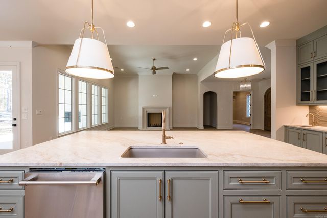 39 Miramont Circle, Little Rock, AR 72223