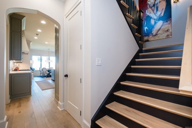 39 Miramont Circle, Little Rock, AR 72223