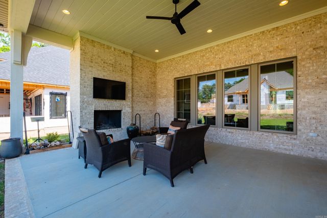 39 Miramont Circle, Little Rock, AR 72223