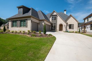 39 Miramont Circle, Little Rock, AR 72223