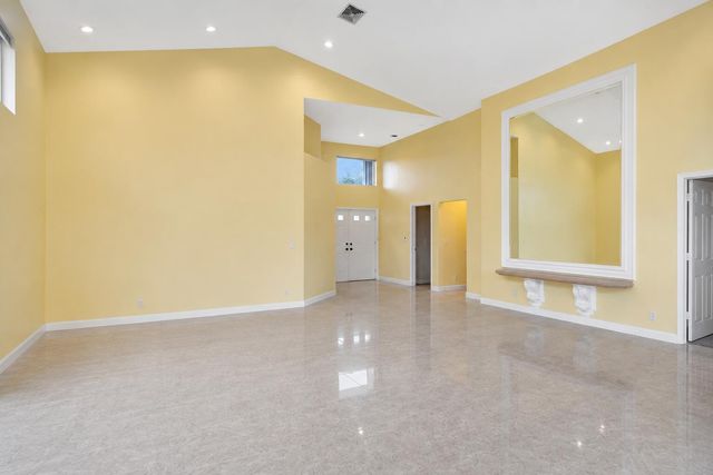 11922 Fountainside Circle, Boynton Beach, FL 33437