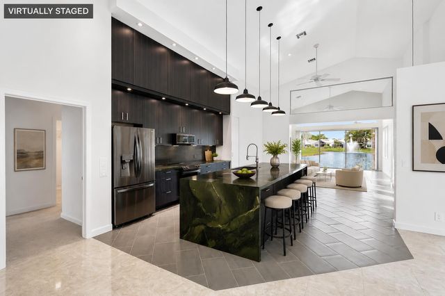 11922 Fountainside Circle, Boynton Beach, FL 33437