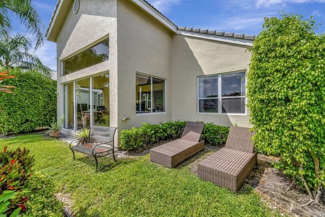 11922 Fountainside Circle, Boynton Beach, FL 33437